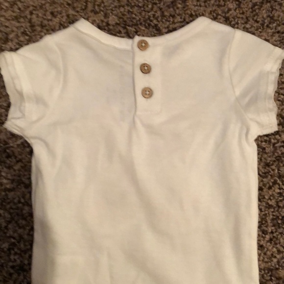 Burts bees butterfly onesie - Picture 2 of 2